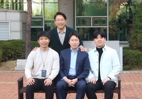 Prof. Kang Jae-woo’s team wins international competition on AI n... 대표 이미지