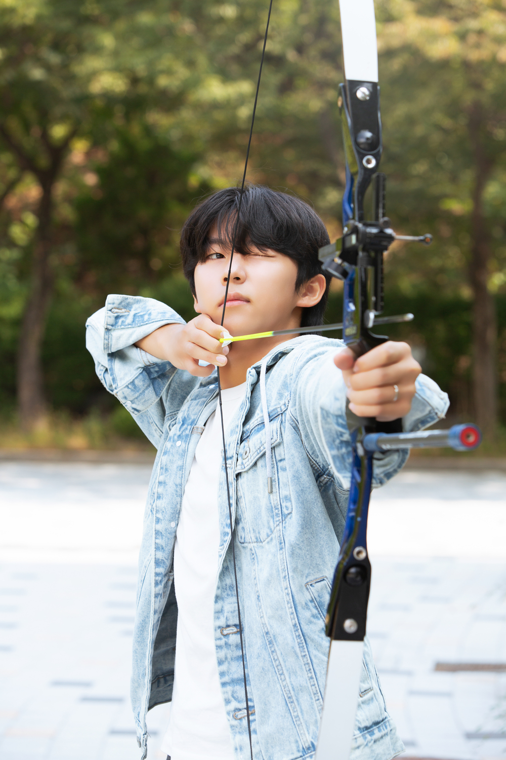 활을 당기는 최문수 학생 활을 당기는 최문수 학생