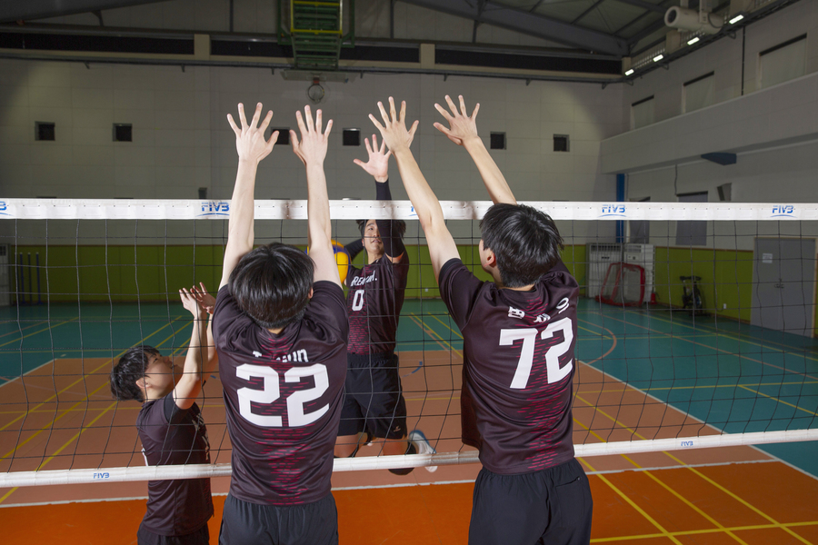 블로킹하는 모습